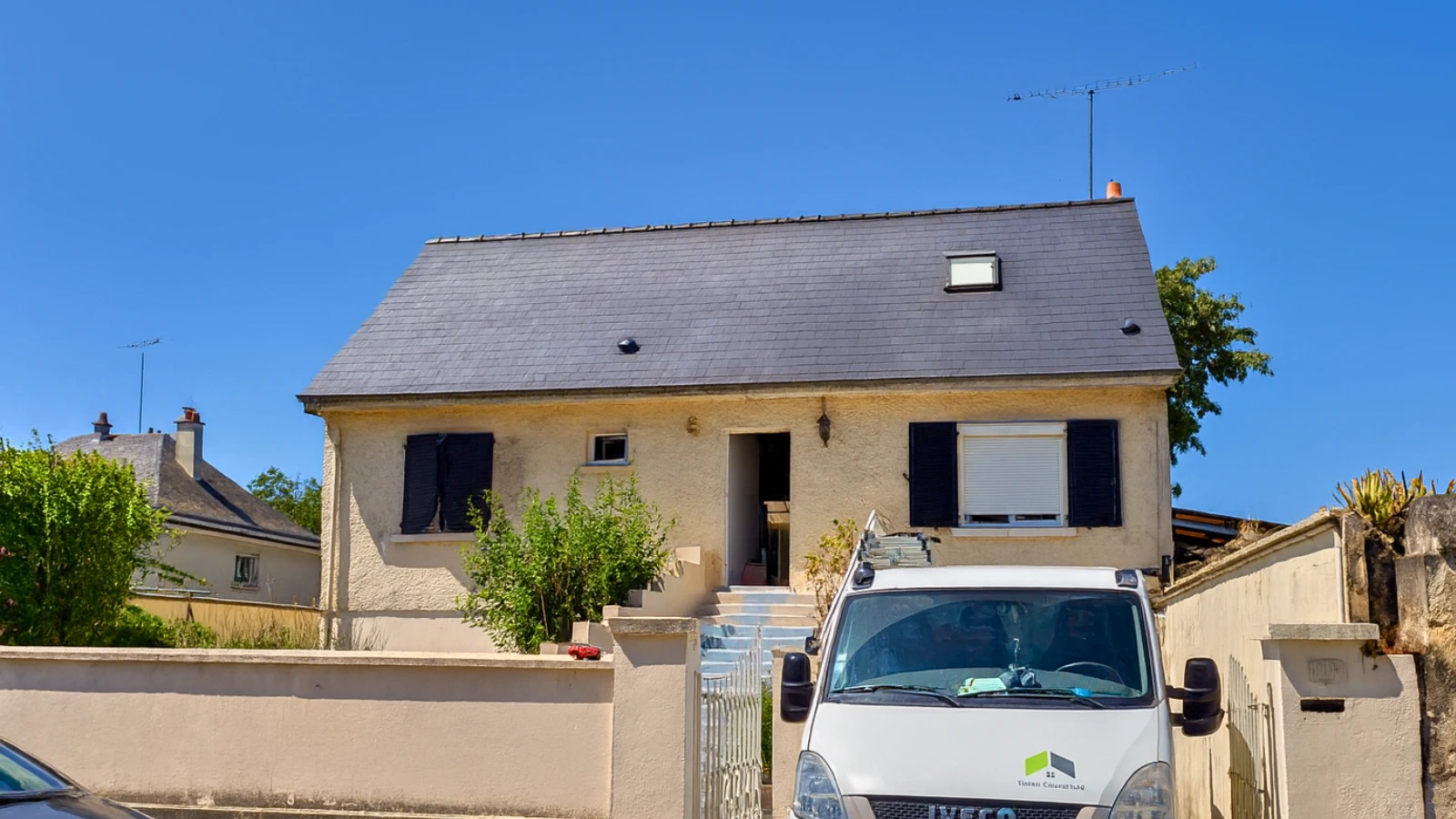 Rénovation toiture complète à Saumur – dépose et repose